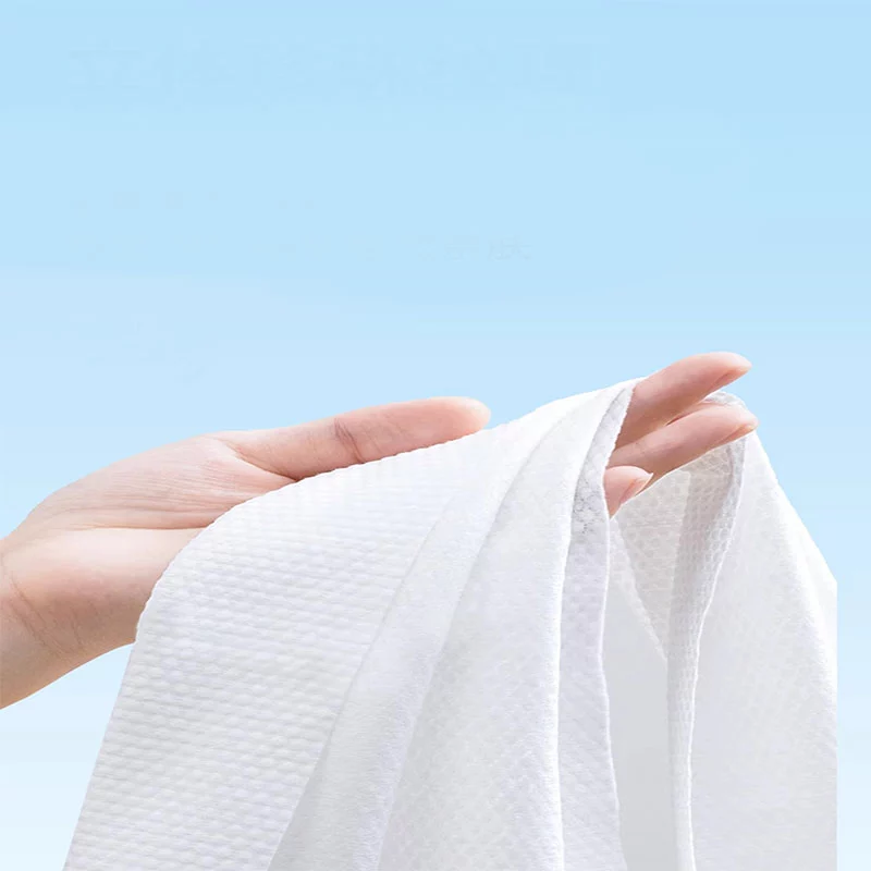 Serviettes de nettoyage du visage: la douce passerelle d'une peau éclatante